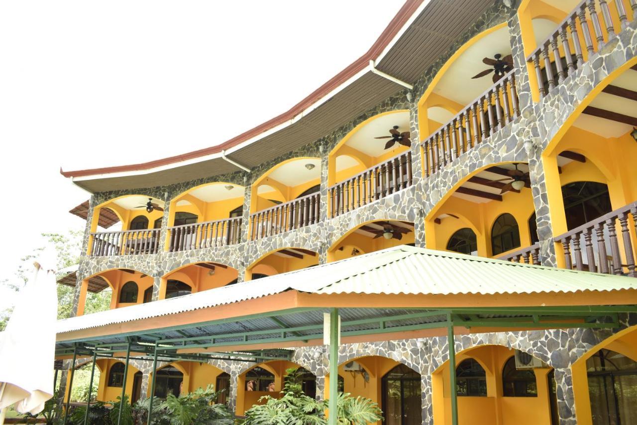 Apartahotel Playa Luna 乌维塔 外观 照片