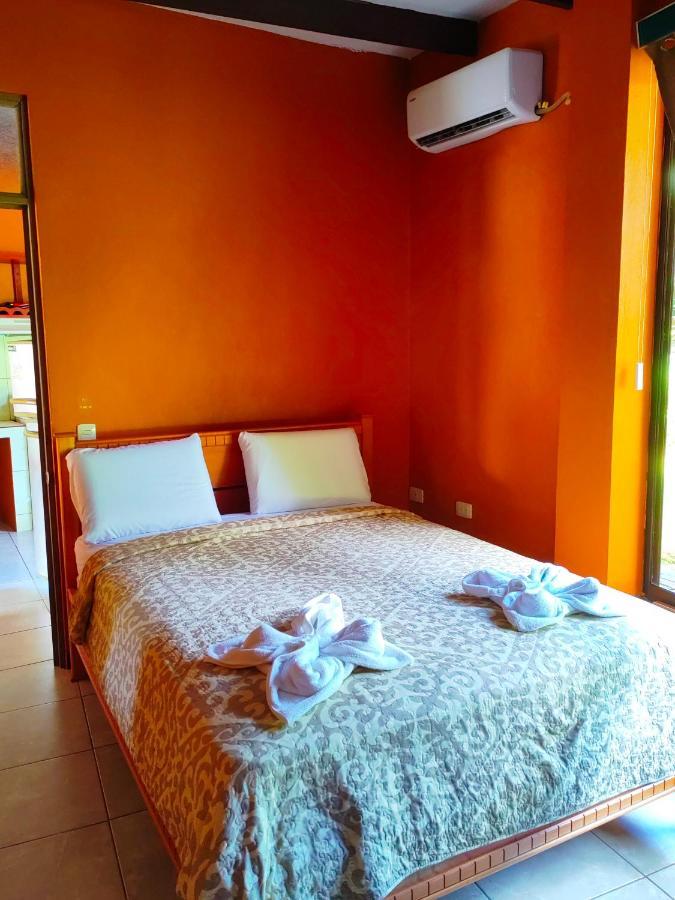 Apartahotel Playa Luna 乌维塔 外观 照片