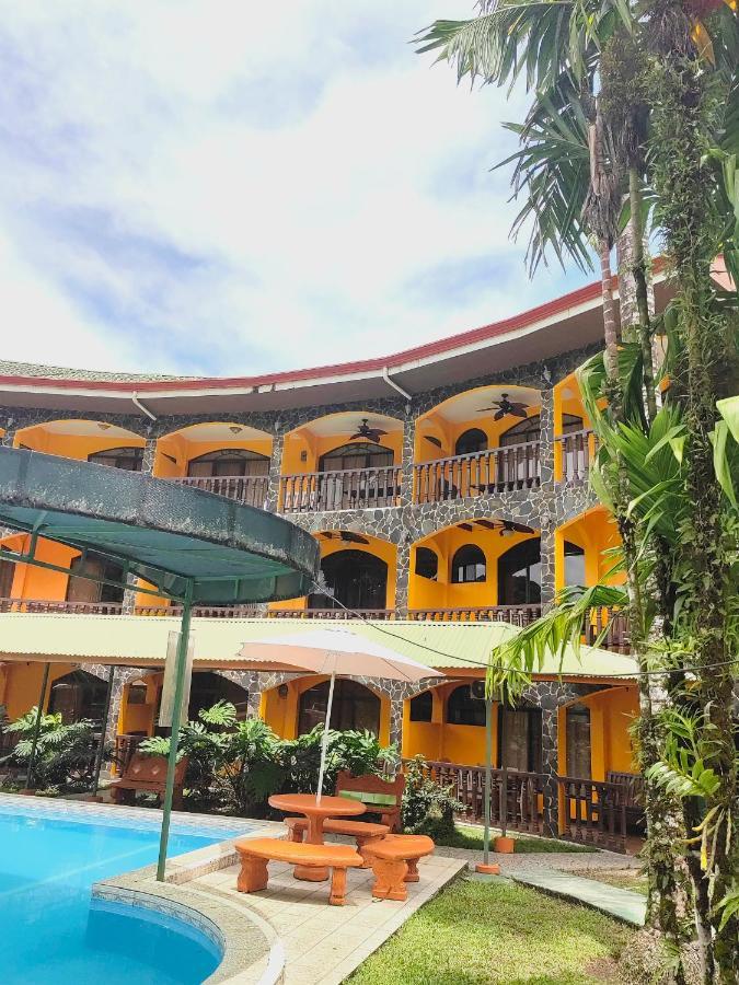 Apartahotel Playa Luna 乌维塔 外观 照片