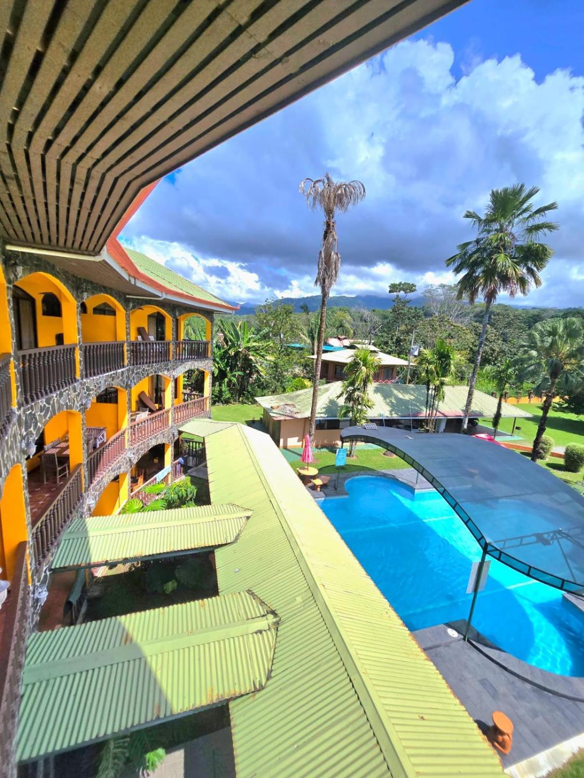 Apartahotel Playa Luna 乌维塔 外观 照片
